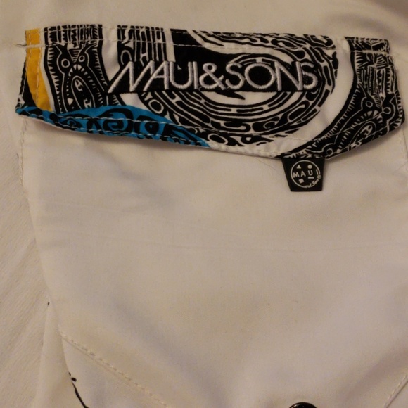 Vintage Maui and Sons Men's bathing suit/board shorts - Picture 2 of 2